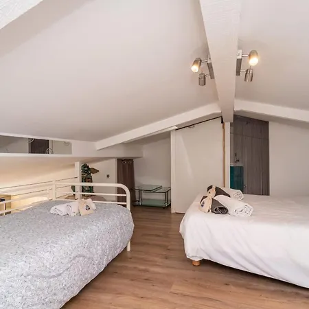 Mezzanine Balcony: Family Haven